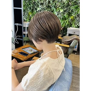 大人女性にも◎マッシュショート