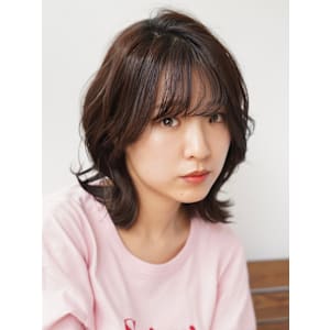 骨格診断ウエーブタイプにおすすめスタイル