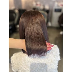 ななせ/ピンクブラウン