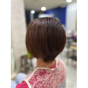 王道ナチュラルショートボブ／ツヤ感ブラウンで好印象ヘア