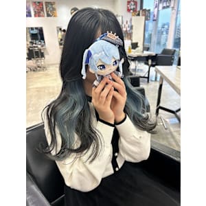 推しカラー イヤリングカラー  ロングヘア