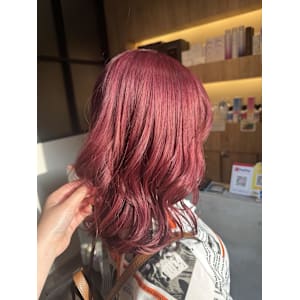 チェリーレッド