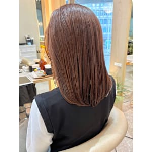 縮毛矯正 艶髪 ミディアム レイヤーカット グレージュカラー