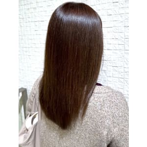 オリーブベージュ ストレートヘア 髪質改善 縮毛矯正