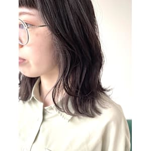 《kitin吉祥寺》インナーカラー グレージュ