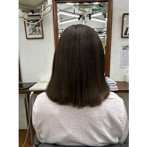 ミディアムボブ