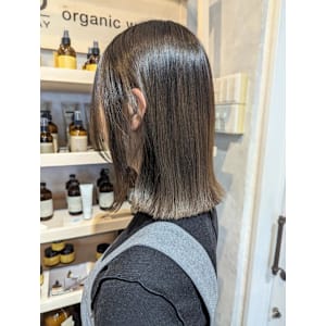 ～オーガニックカラーで艶アッシュブラウン～