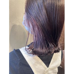 インナーカラーはモーブバイオレットで艶感UP♪