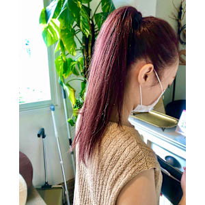 ブリーチ無し！透明感のあるレッドバイオレットカラー♪