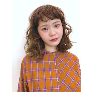 外国人風ミディアムパーマ