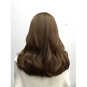 アッシュベージュ