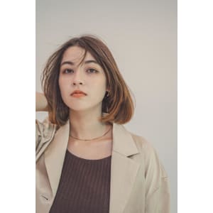 ミディアムボブ