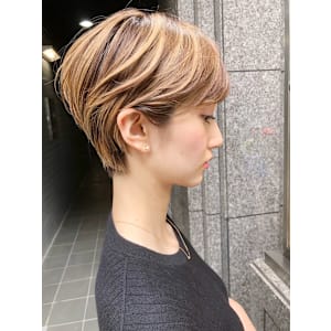 モテ耳かけコンパクトショート