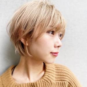 　 ハイトーンショートボブ