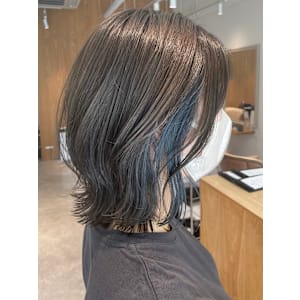 チラ見えがかわいい、遊び心インナーカラー