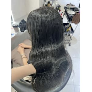 【MITSUKI指名】涼しげなブルーグレージュカラー