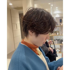 すっきりショートパーマ