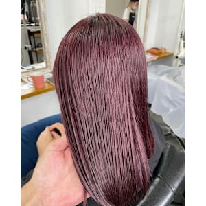 艶感ピンクバイオレット？色気と可愛さを両立するモテカラー