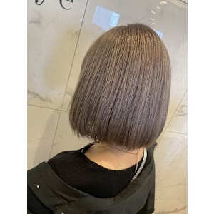 グレージュカラー