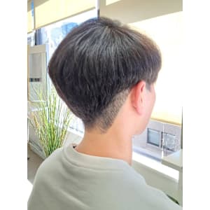 10代20代30代：マッシュツーブロック
