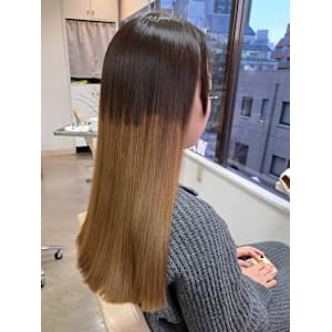 10代20代30代：ツートンカラーストレート《サファリ》