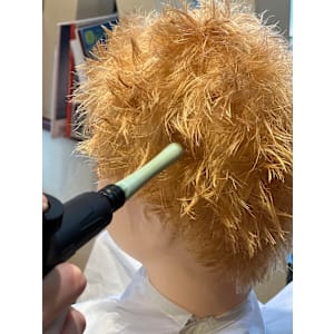 ドリルパーマ＋１ブリーチ＋カット