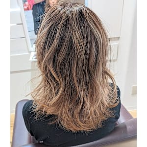 aluss with AKROS omotesando