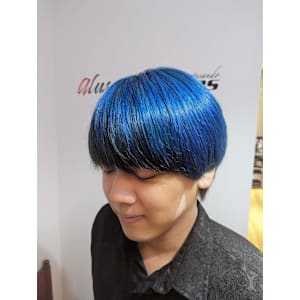 aluss with AKROS omotesando