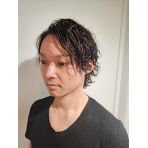 aluss with AKROS omotesando