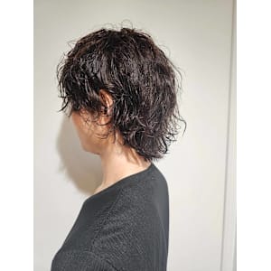 aluss with AKROS omotesando