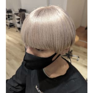 aluss with AKROS omotesando