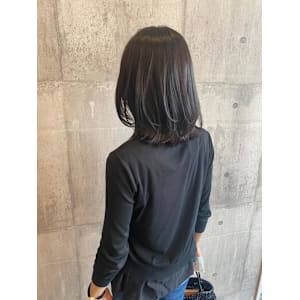 ふわっとレイヤーミディ《ARCH CHIAKI》