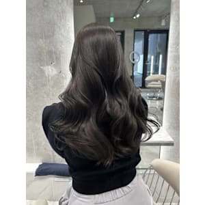 髪質改善＊黒髪ロングくびれヘア＊美髪【Zina】