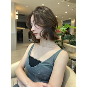 髪質改善＊ハイライトカラー顎ラインボブ＊美髪【Zina新宿】