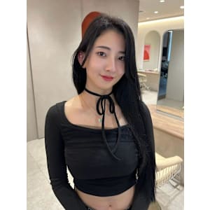 髪質改善＊艶黒髪くびれレイヤーロング＊美髪【Zina新宿】