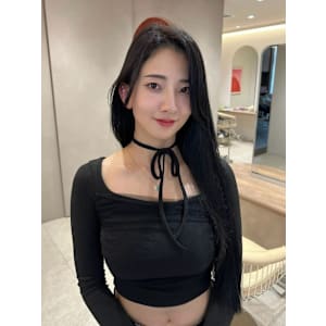 髪質改善＊艶ブラックくびれヘアレイヤー＊美髪【Zina新宿】