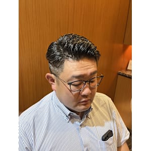 銀座　理容室　ビジネスヘア　七三スタイル