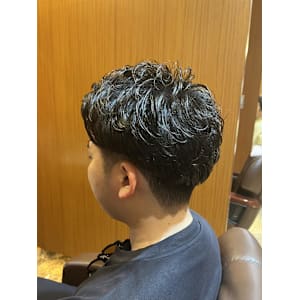 銀座　理容室　ナチュラルパーマ　フェザーパーマ