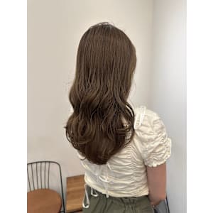 池袋 イルミナカラー 髪質改善 アッシュベージュ レイヤー♪