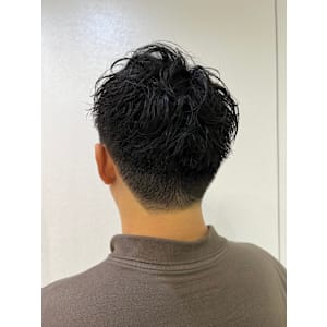 [タビラマユミ/表参道/メンズカット/メンズパーマ/メンズ］