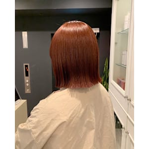 ピンクブラウン