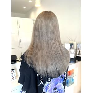 グレージュ - K&K  ブリーチ/ダブルカラー/プルエクステ/縮毛矯正/髪質改善【ケイアンドケイ  ブリーチ ダブルカラー プルエクステ シュクモウキョウセイ カミシツカイゼン】掲載中