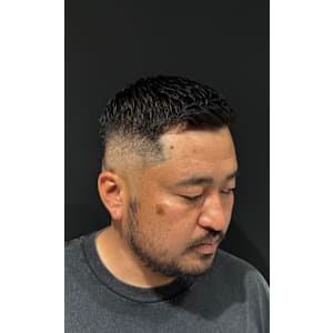 サイドパート - ヒロ銀座バーバーショップ大阪本店【ヒロギンザ バーバーショップオオサカホンテン】掲載中