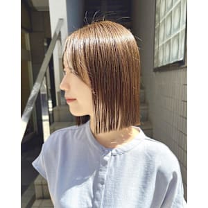 ぱつっとボブ×縮毛×ミニボブ×前髪長め×横浜