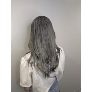 明るく仕上げて透明感STYLE - Bulansis Hair【ブランシス ヘアー】掲載中