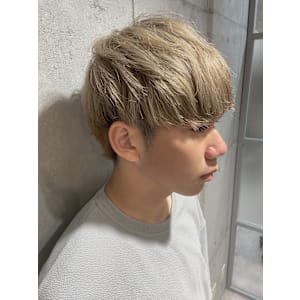 ホワイトベージュ