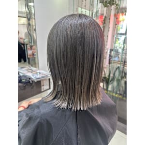 シャドウルーツ