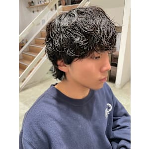 無造作感のあるスパイラルパーマ【三軒茶屋】