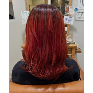 ルーツカラーレッド