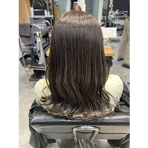 オリーブグレージュカラー×ティアラトリートメント